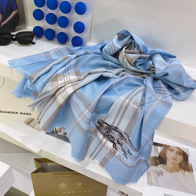 Burberry經典寬格混紡大規格披肩經典格子披肩圍巾 巴寶莉2021新款女士棉絨圍巾  mmj1322